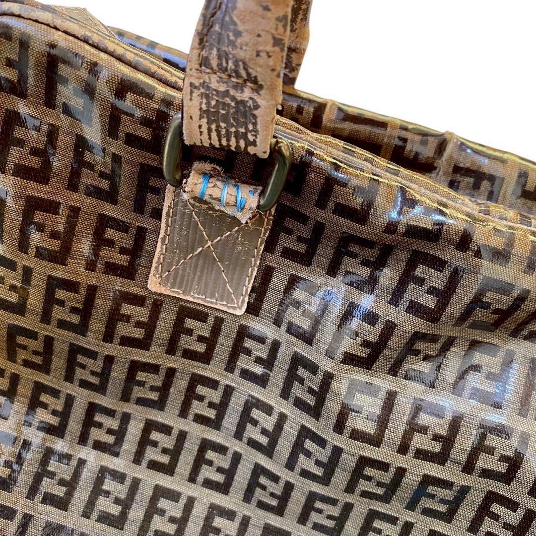 FENDI フェンディ ズッカ柄 エナメル ハンドバッグ - メルカリ