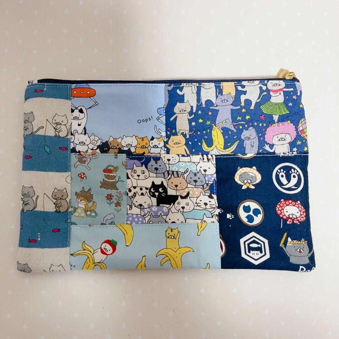 チャッピー様専用。 A4サイズ トートバッグ ポーチ ねこ生地パッチワーク