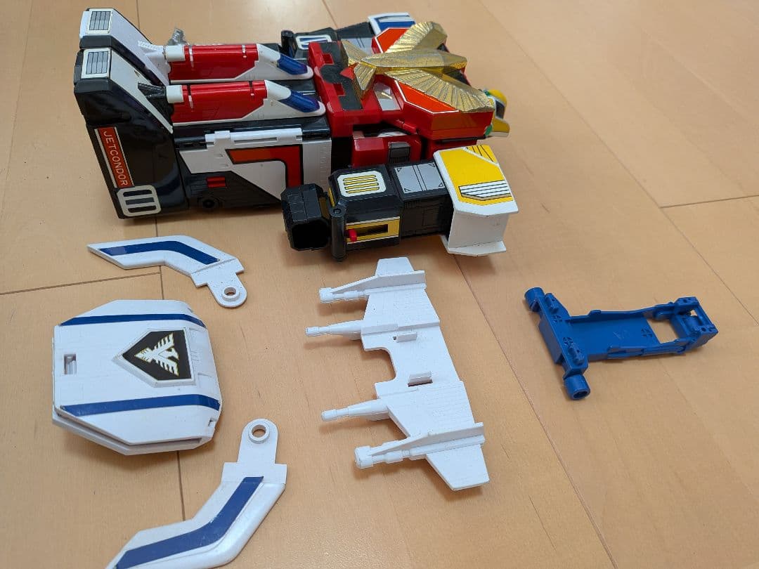 鳥人戦隊ジェットマン DX超合金 天空合体 ジェットイカロス - メルカリ