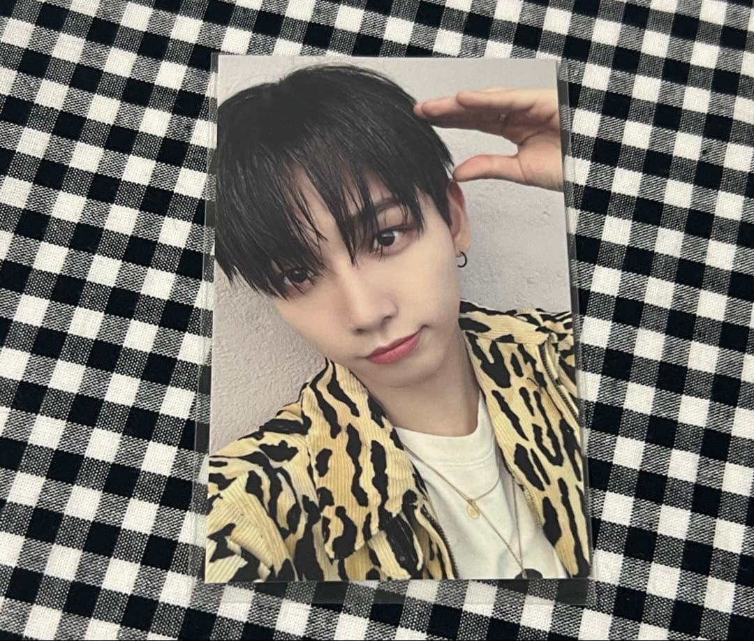 BOYNEXTDOOR why ユニバ特典 ジェヒョントレカ - メルカリ