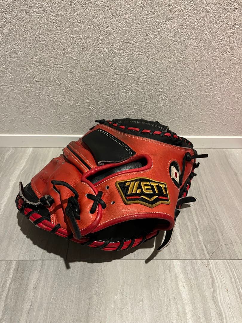 【美品】ZETT 軟式 キャッチャーミット 赤黒 プロステイタス 2025モデル】ゼット プロステイタス 軟式 キャッチャーミット 森モデル