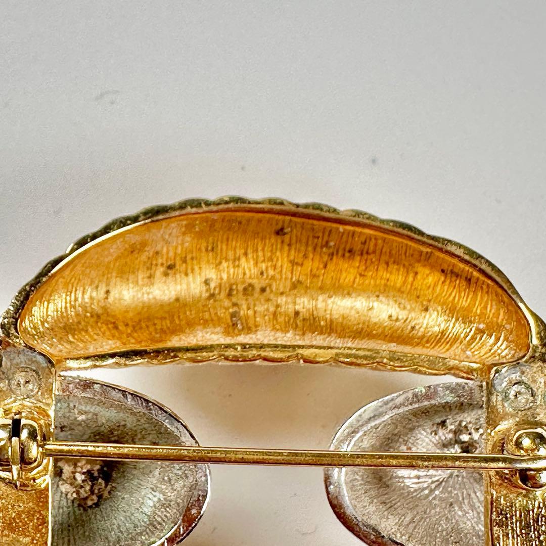 D'ORLAN ドーラン ヴィンテージ ブローチ ツイストデザイン ゴールド