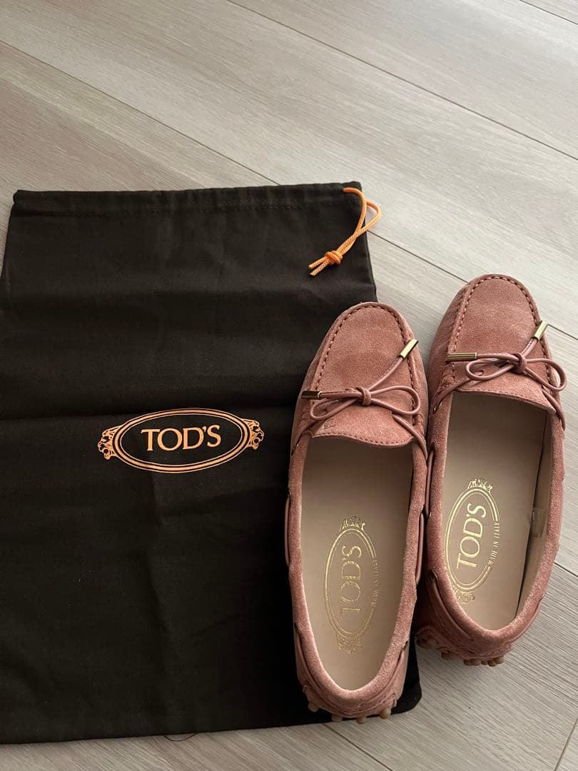 TOD'S スエード ローファー ドライビングシューズ　34 新品 TOD'S（トッズ） スエード ゴンミーニ ドライビングシューズ メンズ