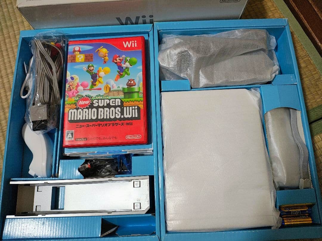 Wii本体 スーパーマリオブラザーズWiiセット - メルカリ
