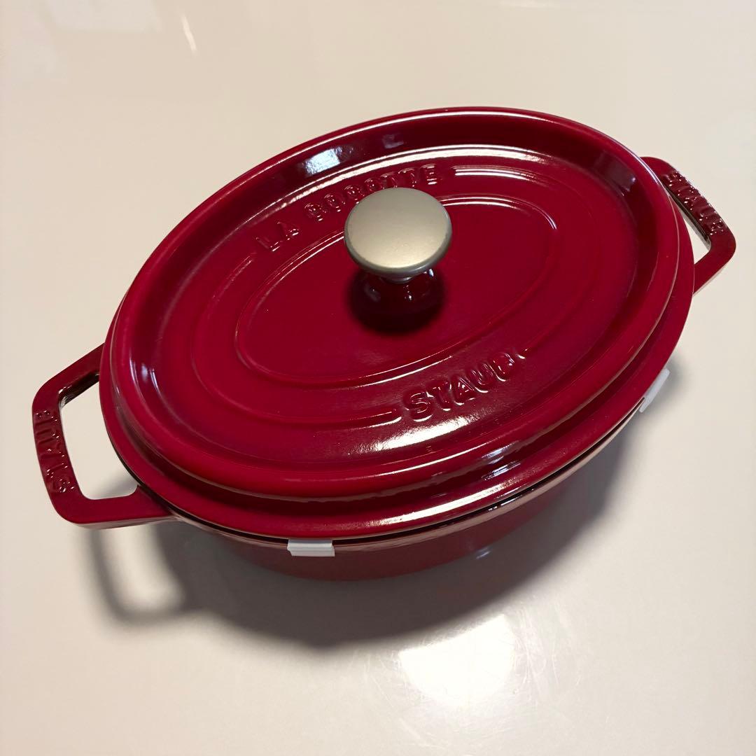STAUB ストウブ ピコ ココットオーバル23cm チェリー レッド 鍋 - メルカリ