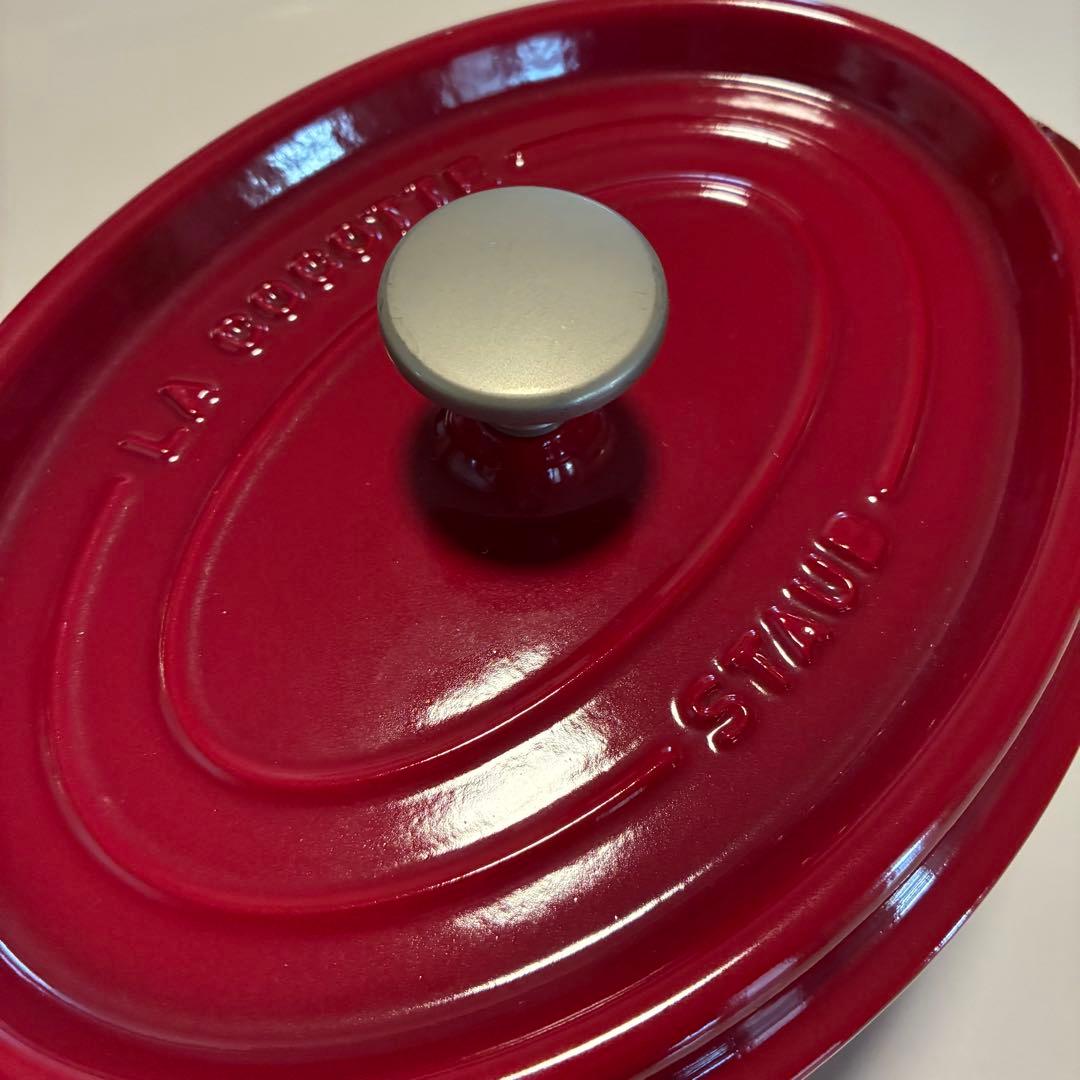 STAUB ストウブ ピコ ココットオーバル23cm チェリー レッド 鍋 - メルカリ