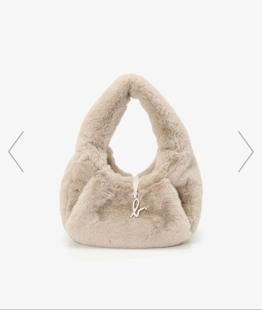 agnes b. ファーバッグ ベージュ 未使用タグ無し agnes b.｜ショルダーバッグ (XAX03-01) | Rakuten Fashion(楽天