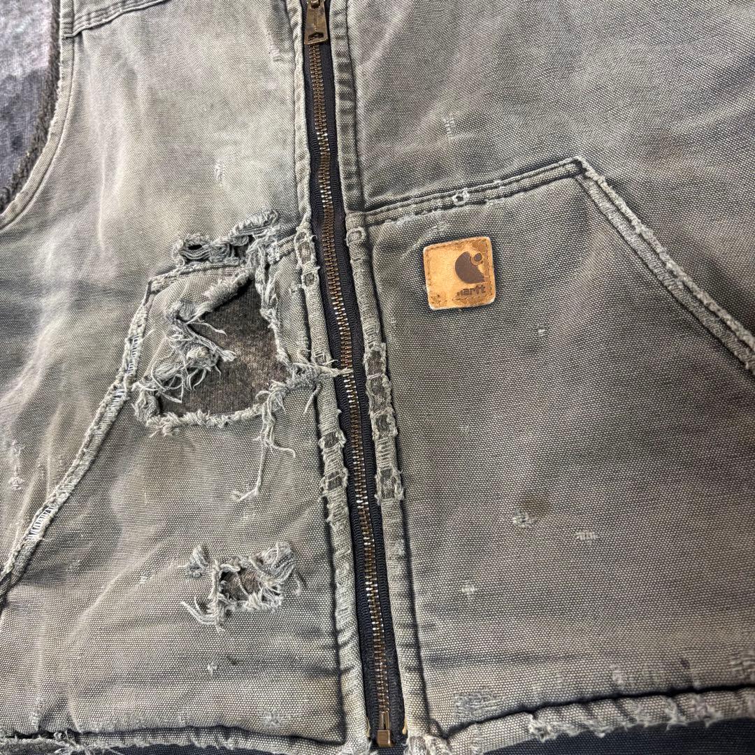 Carhartt ダックベスト V26 ボロ レザータグ 雰囲気抜群 一点物 - メルカリ
