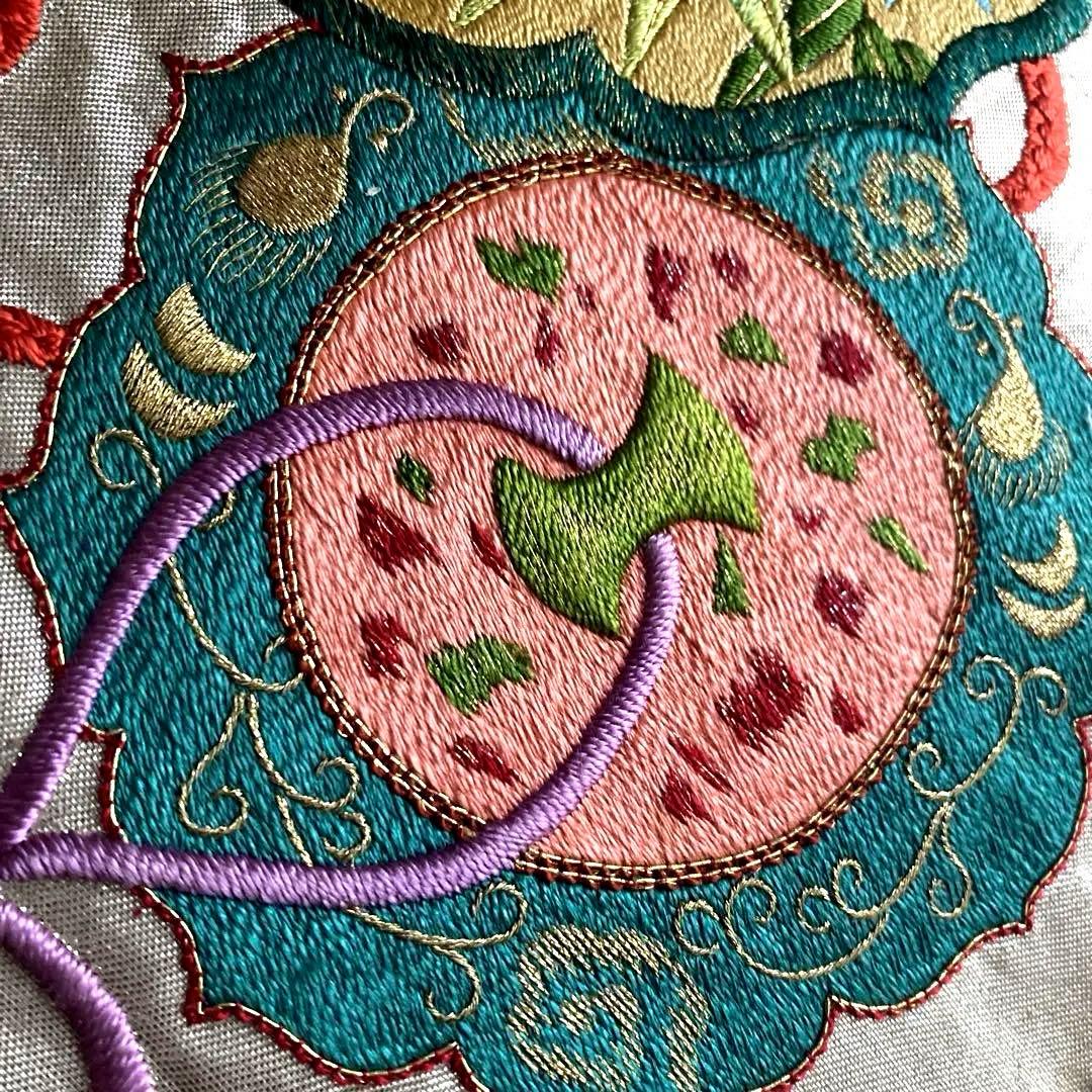 アンティーク名古屋帯　大正ロマン　上質な刺繍　と金駒刺繍　正絹　N8-25 楽天市場】平和屋本店□極上 アンティーク 大正ロマン お引きずり・お