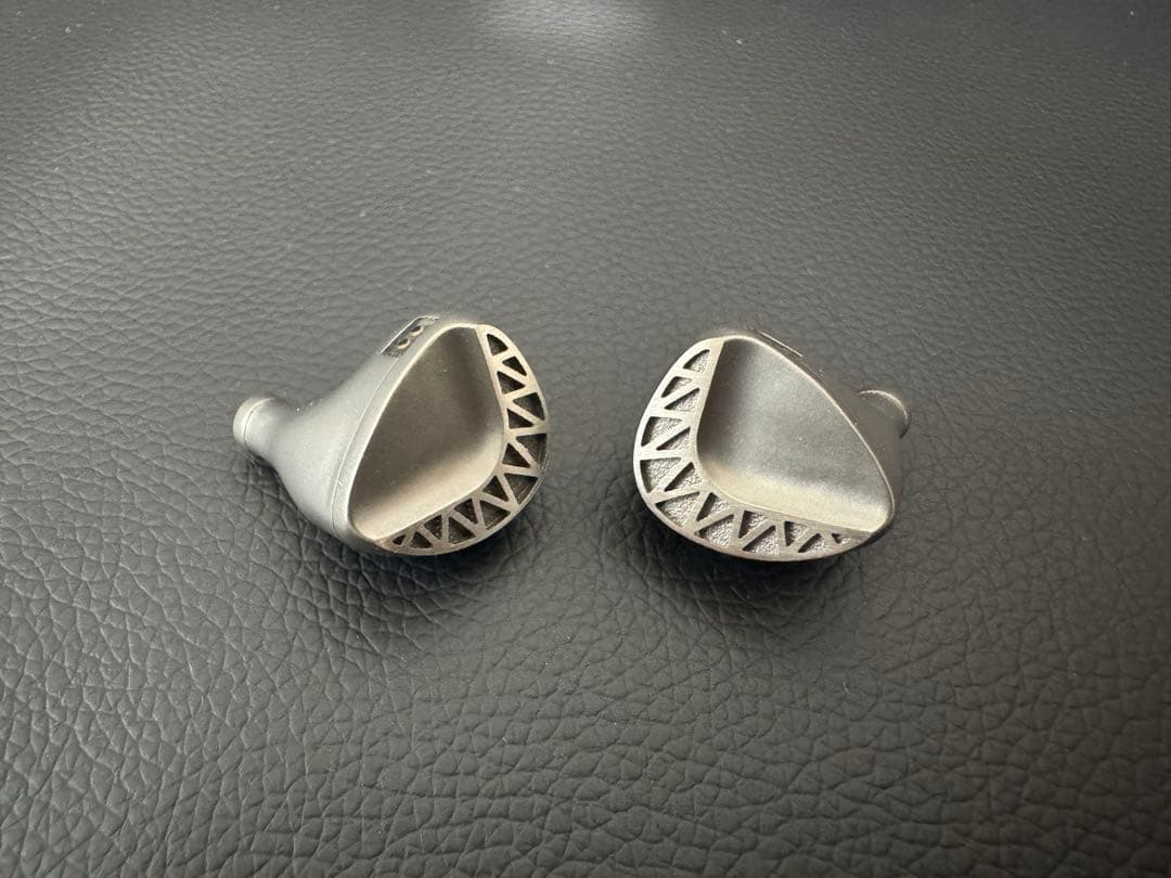 Unique Melody Maven Ⅱイヤホン 4.4mm バランスケーブル