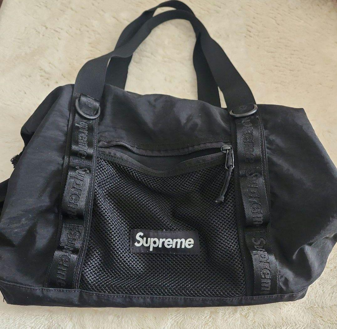 Supreme Zip Tote ブラック トートバック - メルカリ