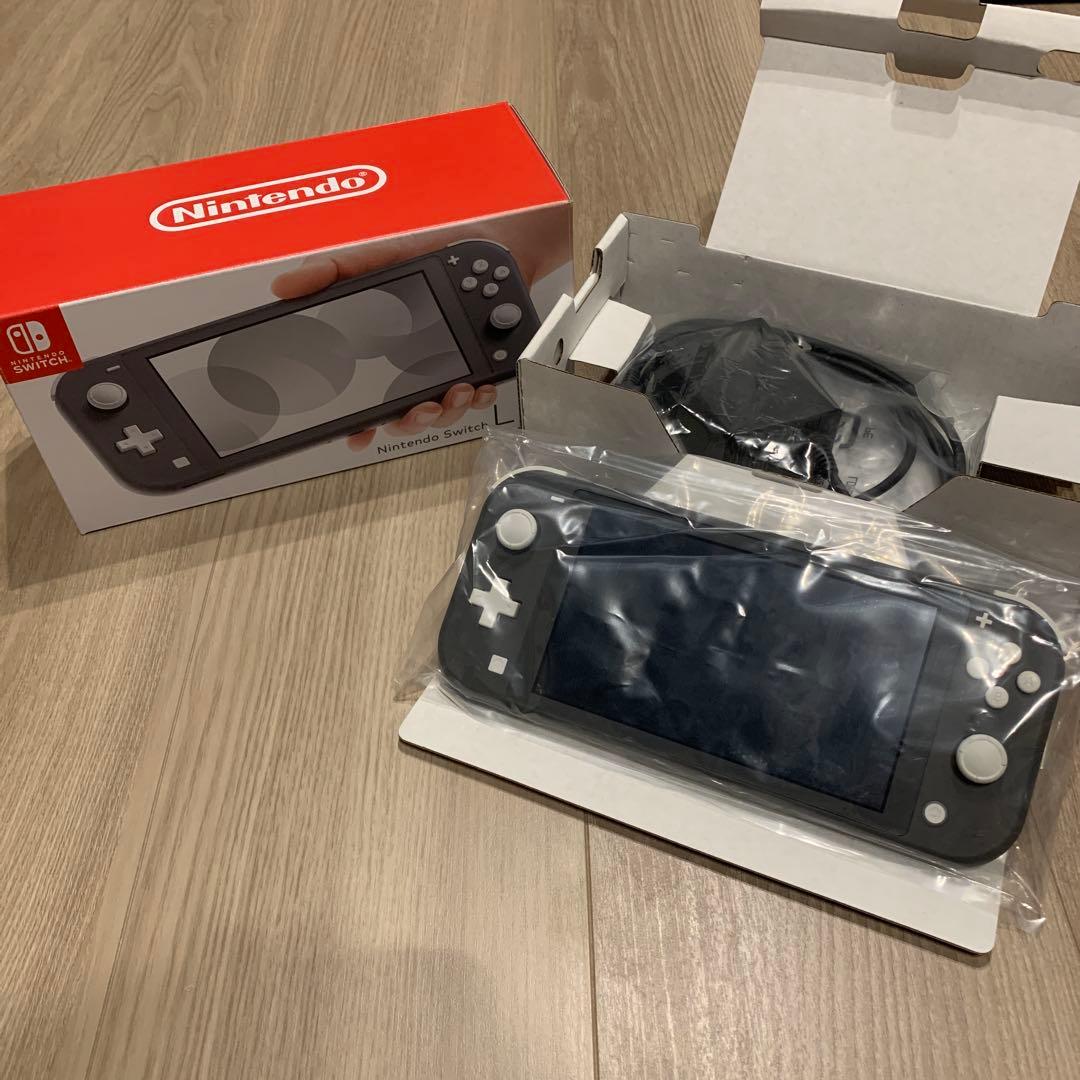 値下げ‼︎ Nintendo Switch Lite グレー　【箱・充電器付】 Amazon.co.jp: Nintendo Switch Lite グレー : ゲーム