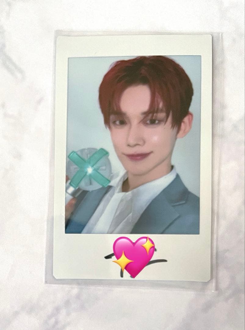 TXT ヨンジュン 直筆 サイン チェキ インスタントフォト トレカ - メルカリ