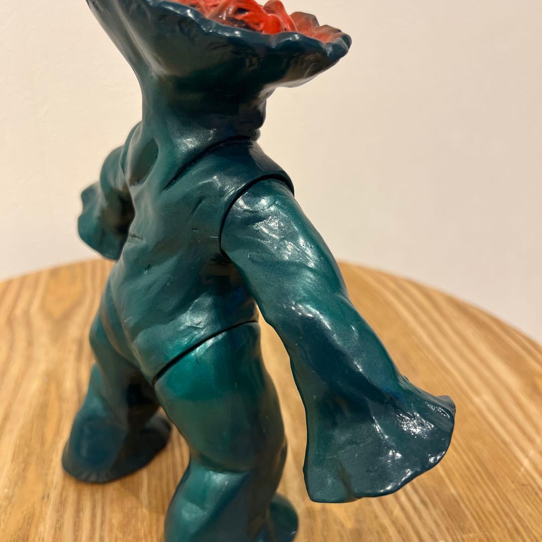 バンデル星人 ソフビ ブルマァク - メルカリ