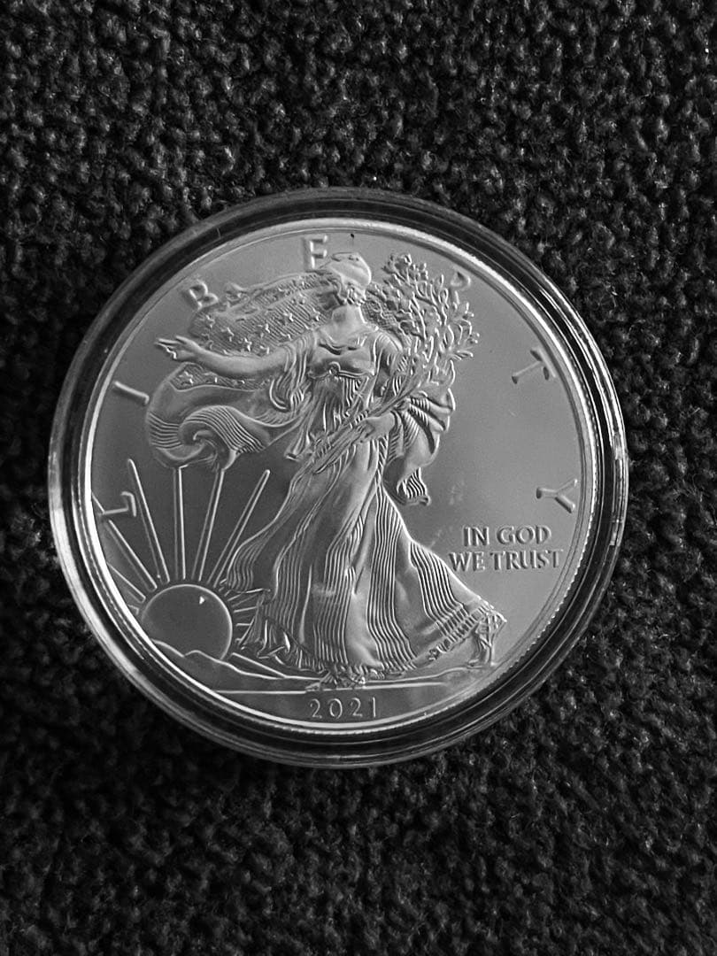 銀貨1オンス イーグルウォーキングリバティ 純銀 アメリカ 保証書