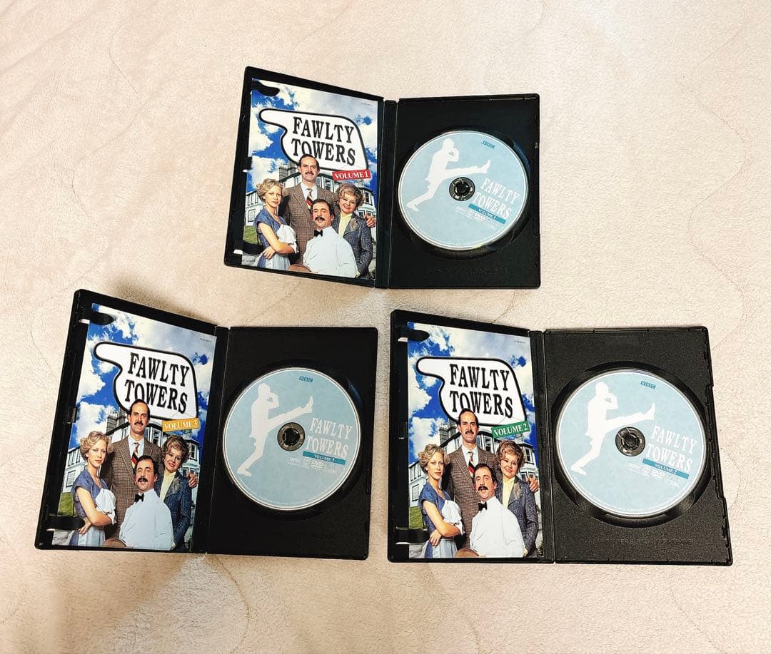 美品】フォルティタワーズ DVD-BOX 3巻セット - メルカリ