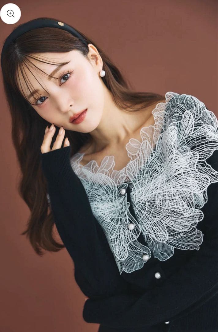 poláura】ポローラ レースフリルカーディガン ブラック - メルカリ