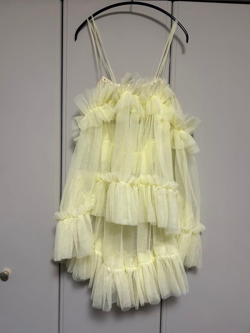 チュールボリュームフリルキャミソールチュニック J1U - メルカリ