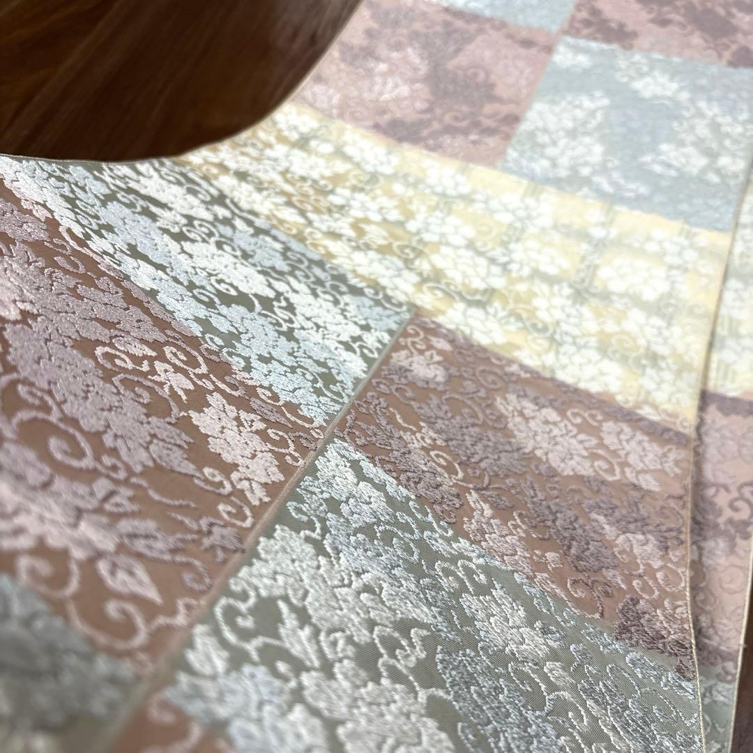 正絹　袋帯《唐織　花唐草》