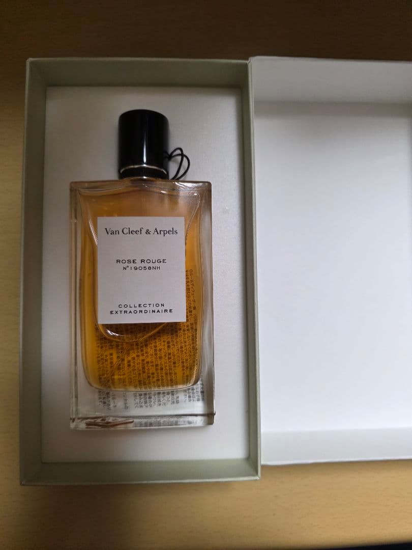 Van Cleef & Arpels Rose Rouge 75ml - メルカリ