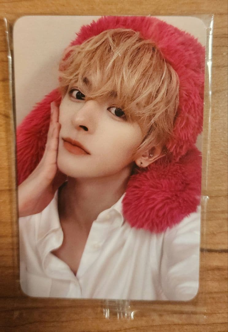 n.SSign Funky Like Me KTOWN4U特典トレカ ロレンス - メルカリ