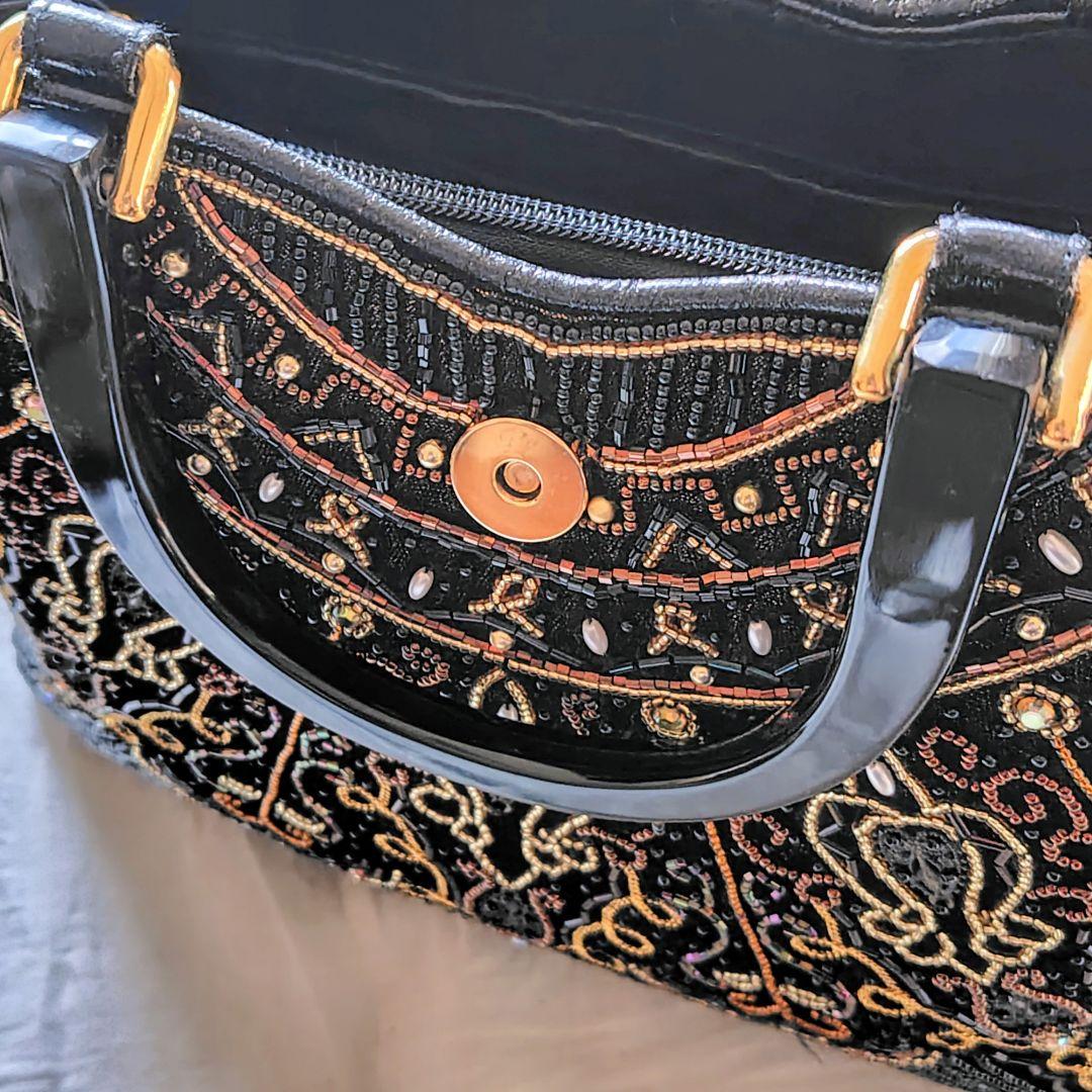 極美品・ 総ビーズ ハンドバッグ 黒×金 職人仕上げ 和装バッグ