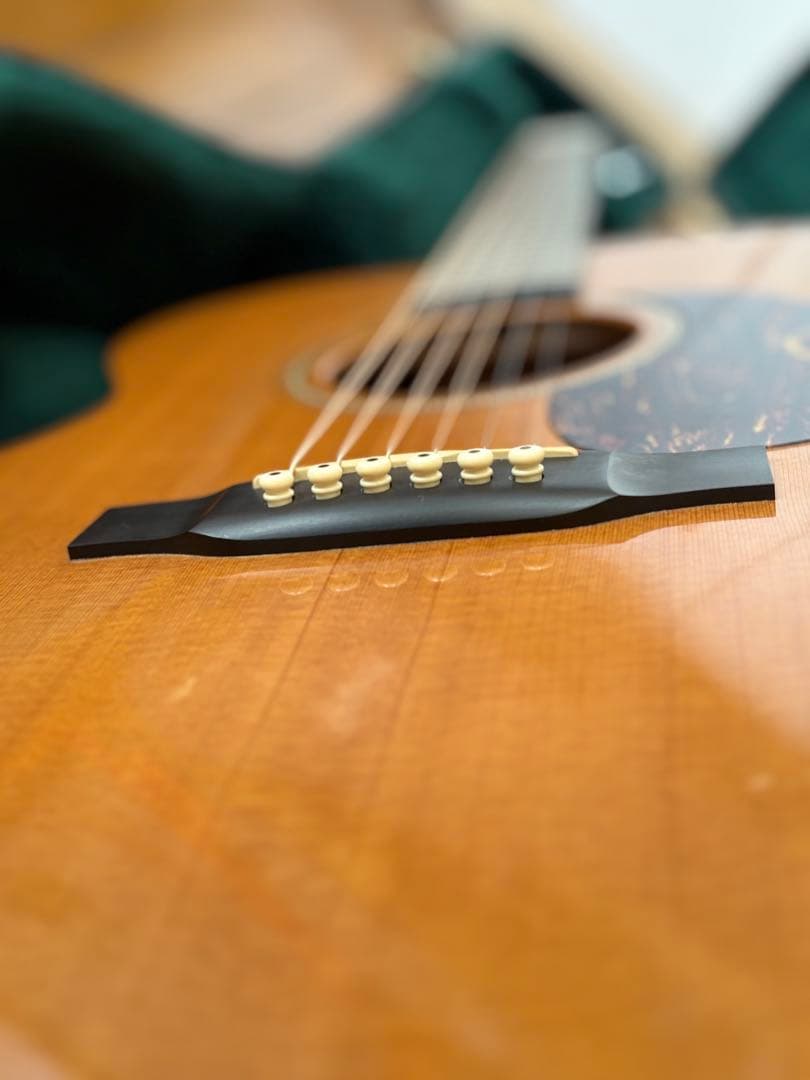 ⭐️クリスマスセール❣️ Martin OOO-16GT オール単板 - メルカリ