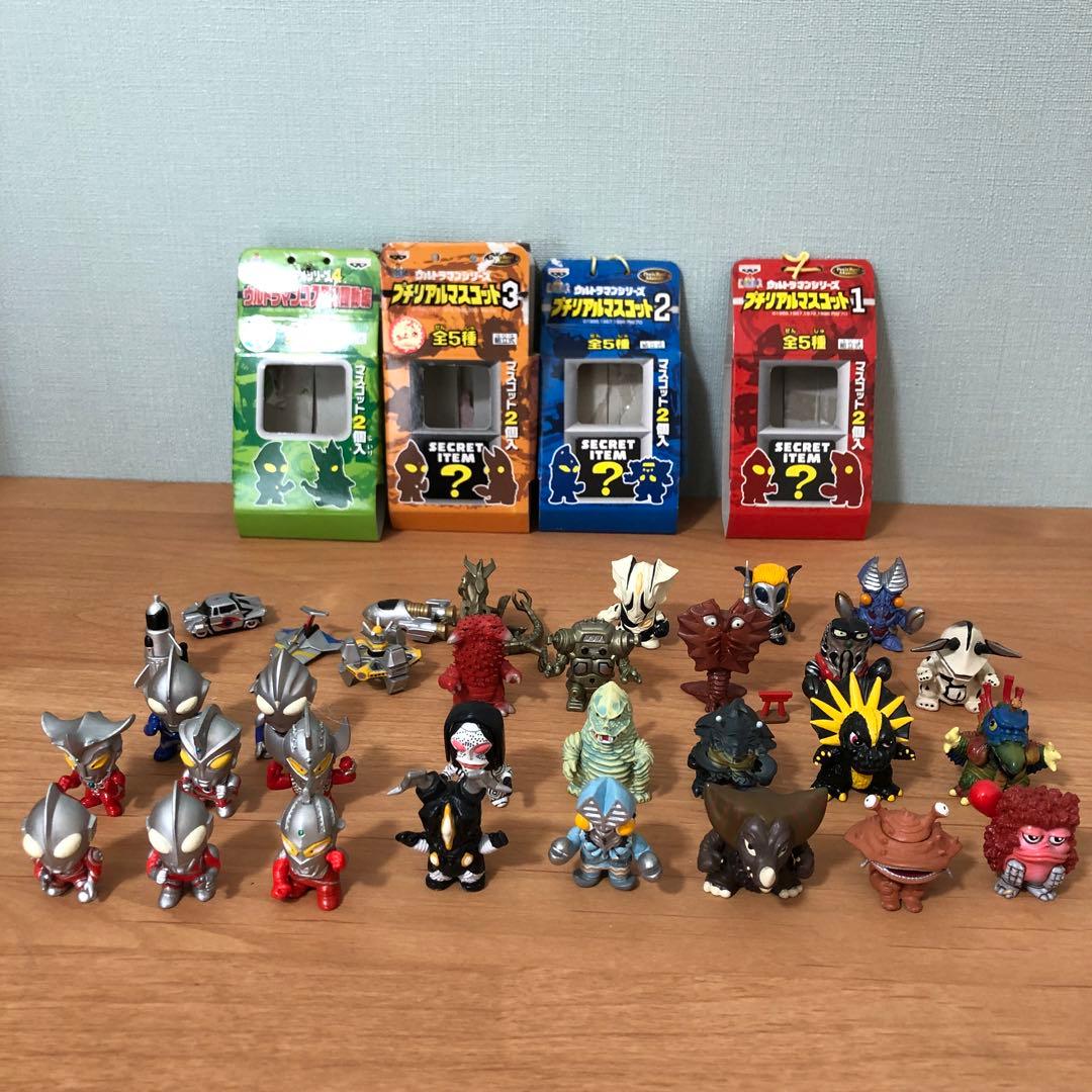 ウルトラマン 怪獣 プチリアルマスコット 32種 - メルカリ