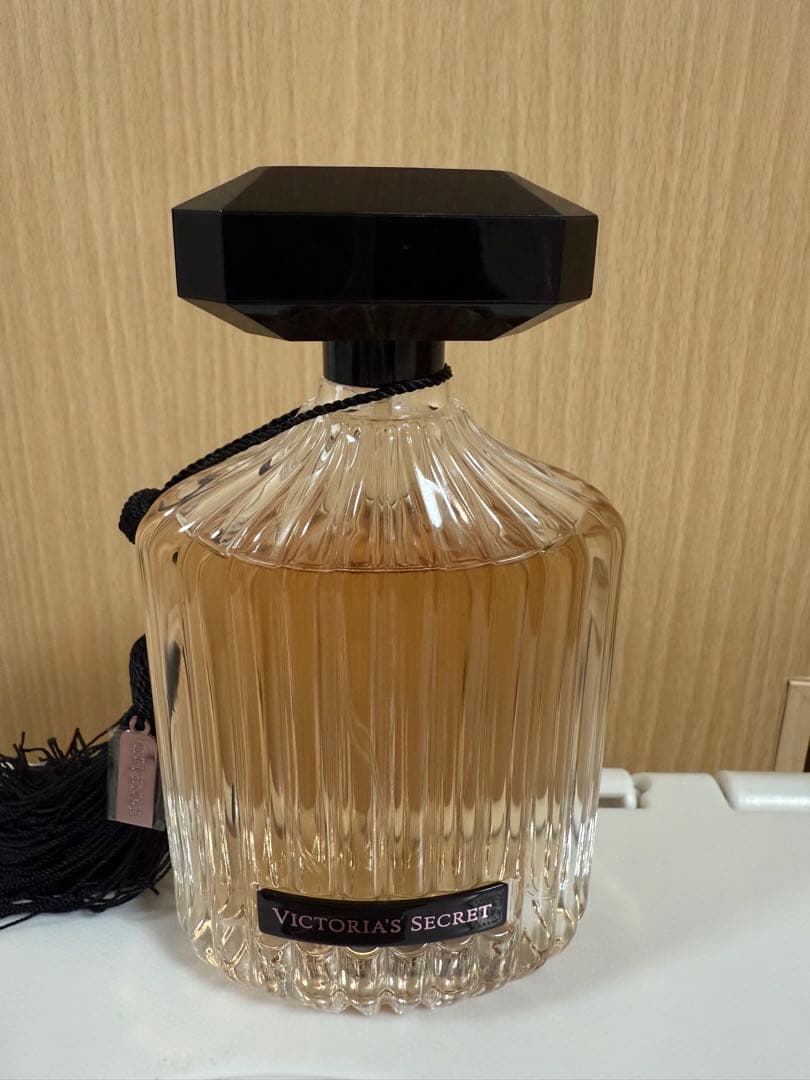 ヴィクトリアズ シークレット インテンス オーデパルファム スプレータイプ 限定香水(レディース)】フレグランスミスト LOVE SPELL SHIMMER