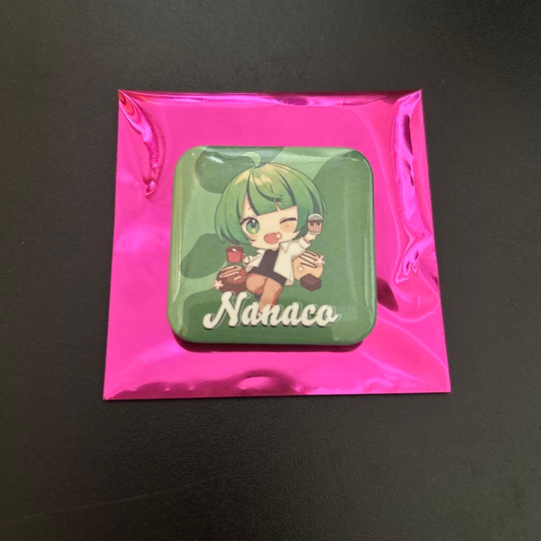 高田村交易所 なな湖 正方形缶バッジ A - メルカリ