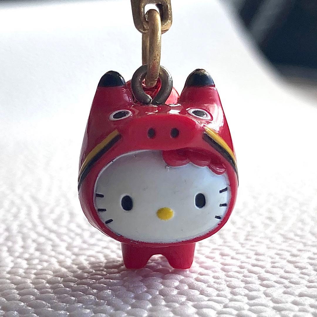 ハローキティ ご当地キティ 赤べこ 福島県 キーホルダー - メルカリ