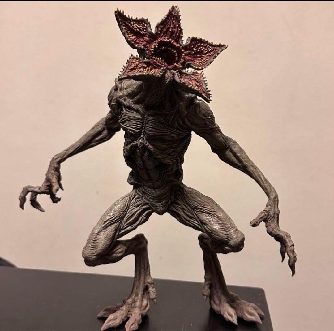 シ*シ様 一番くじ A賞 デモゴルゴン リペイント ストレンジャー