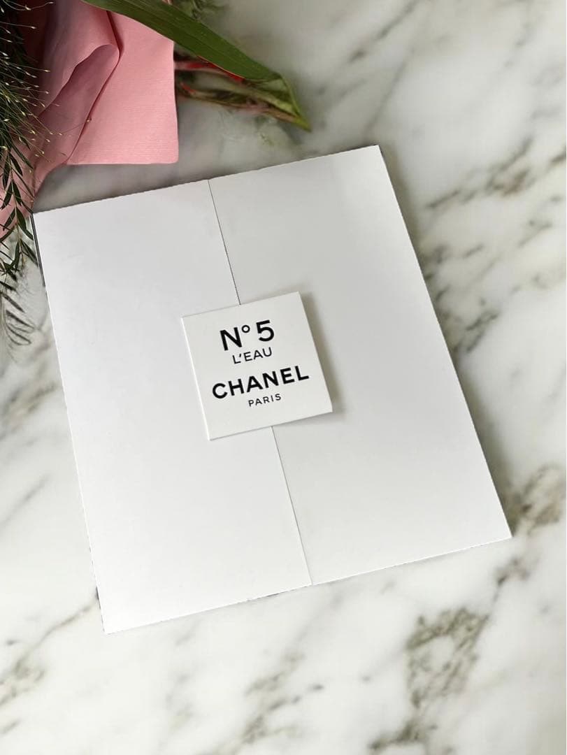 クリスマスに】/シャネル N°5 ロー オードゥ トワレット ヴァポリザター