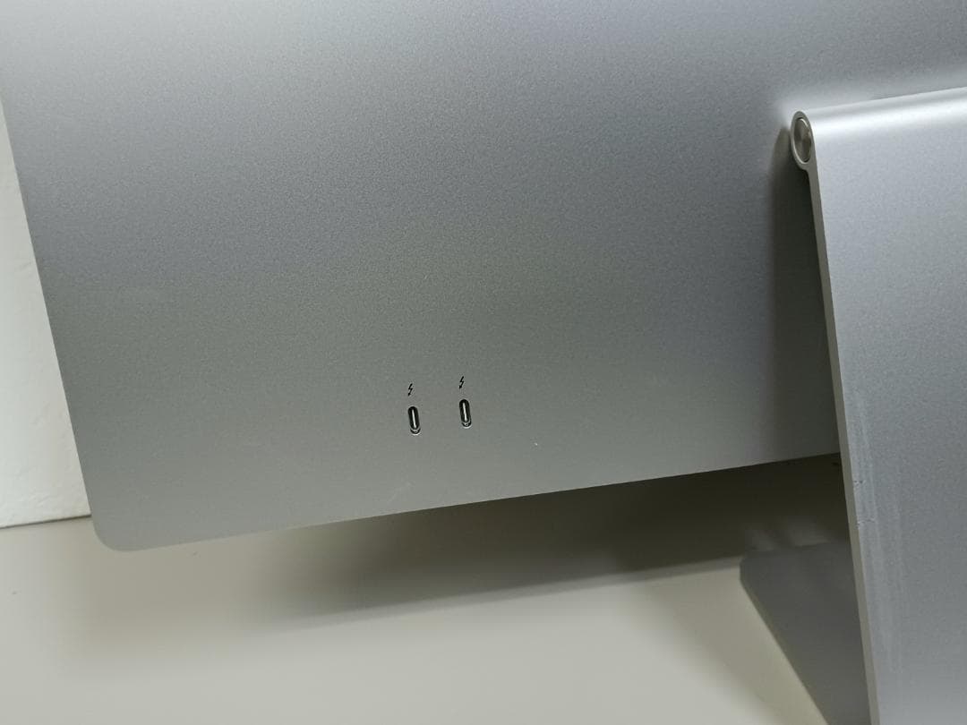 Apple iMac 2021 24インチ M1 8GB 256GB シルバー - メルカリ