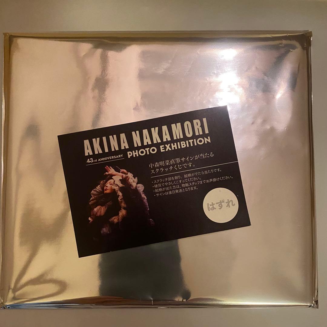 中森明菜写真展 アクリルスタンド赤おまけ付き - メルカリ