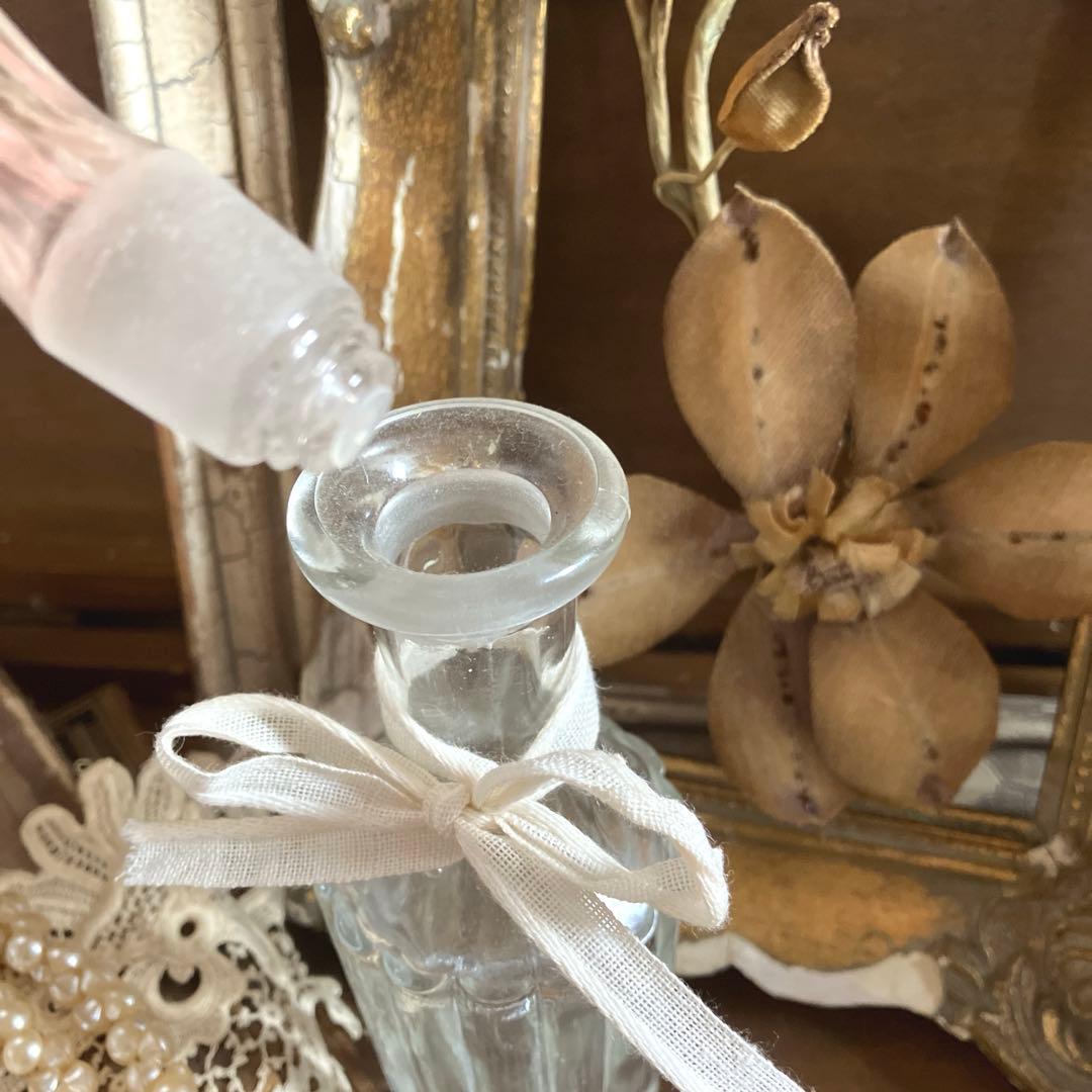 フランスアンティーク香水瓶 パフュームボトル 香水ビン 気泡 - メルカリ