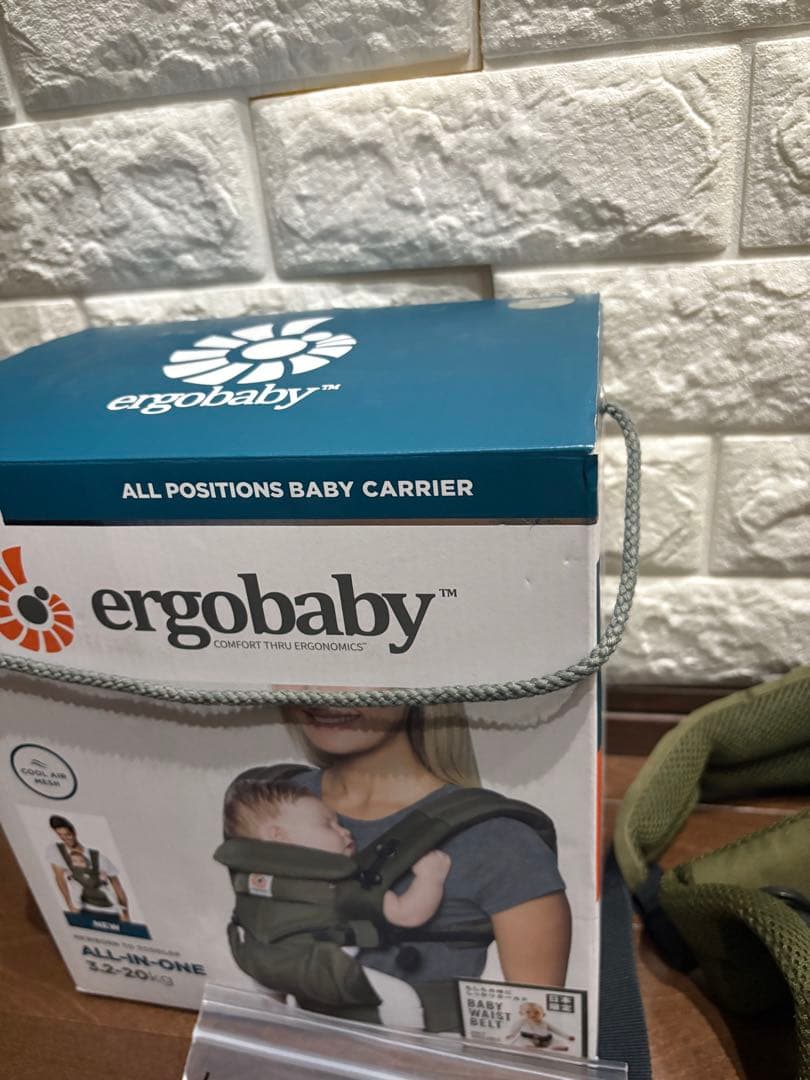 お値下げ中 ergobaby OMNI 360 抱っこ紐 オリーブグリーン - メルカリ