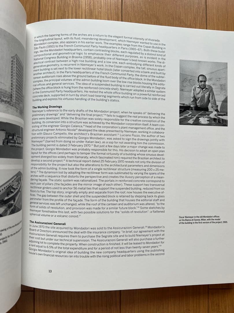 希少 オスカー•ニー•マイヤー イタリア建築 モンダドリ 書籍 建築作品