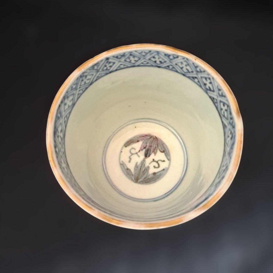 変わったデザインあります。」 古伊万里蕎麦猪口(直径8.5cm) 骨董