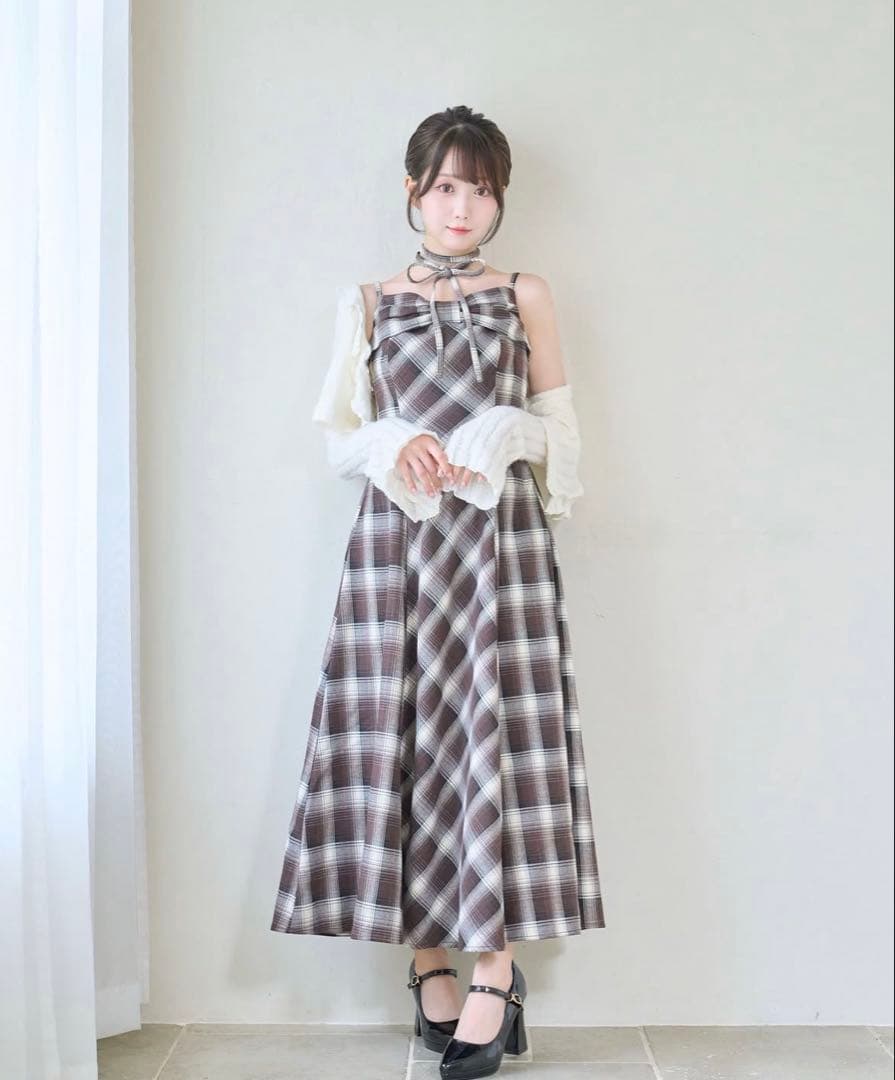 Rosé Muse Front ribbon cami dress