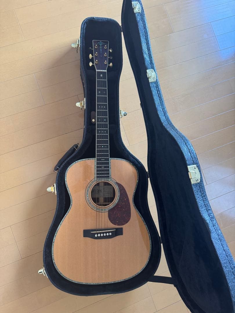 【美品】Cat's Eyes CE185T Cat'sEyes/CE185T 【しっかりしたボディ鳴りと厚みのあるサウンド