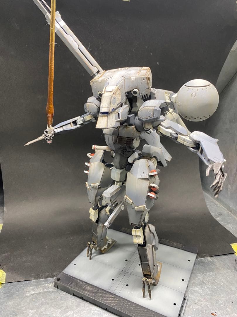 コトブキヤ 1/100 メタルギアソリッド サヘラントロプス 塗装完成品