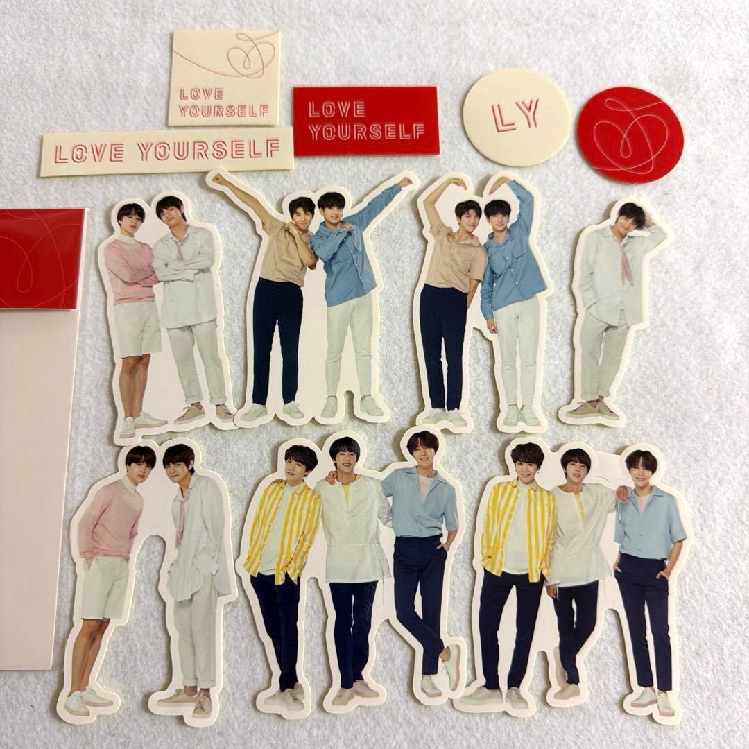 BTS LYS キーリング ステッカー 109 XMAS テテ テヒョン - メルカリ