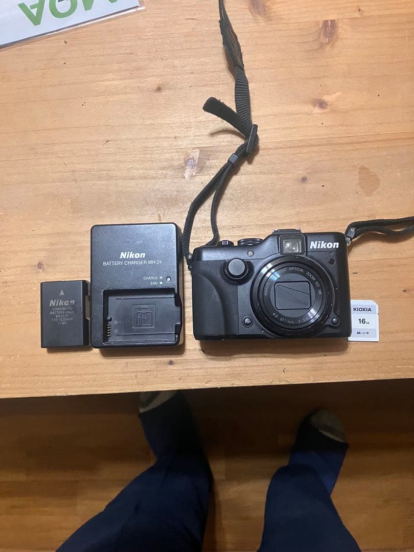 Nikon コンパクトデジタルカメラ 背面液晶・操作ダイヤル付き 革新と伝統のその先へ。新たなニコンらしさを纏うミラーレスカメラ「Z