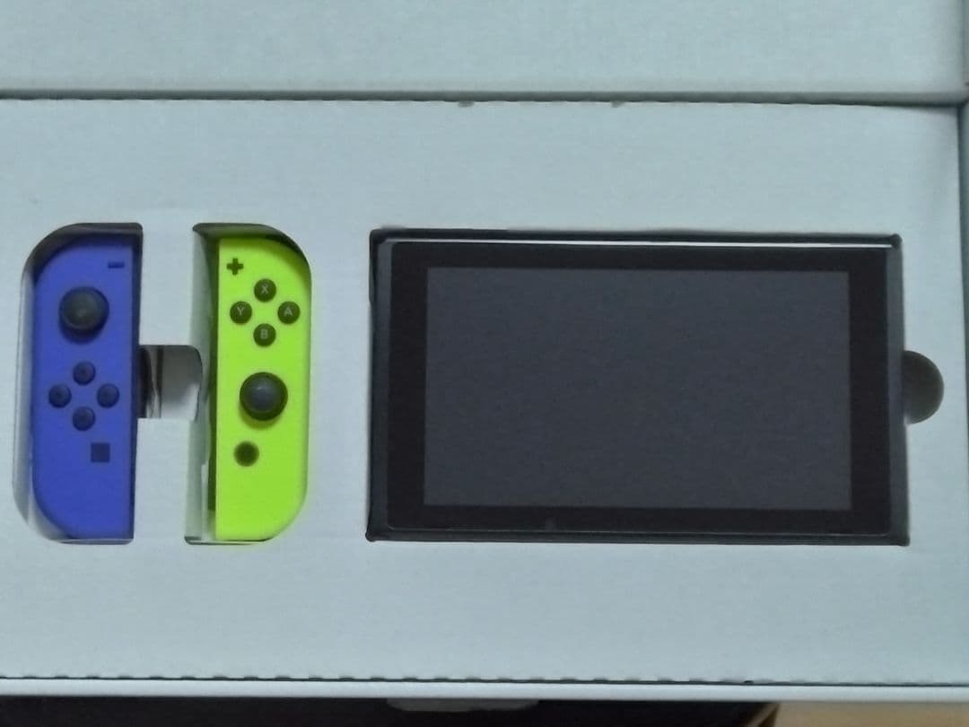 最後の値下げ 良い Nintendo Switch 本体 紫 黄 テレビゲームの通販は