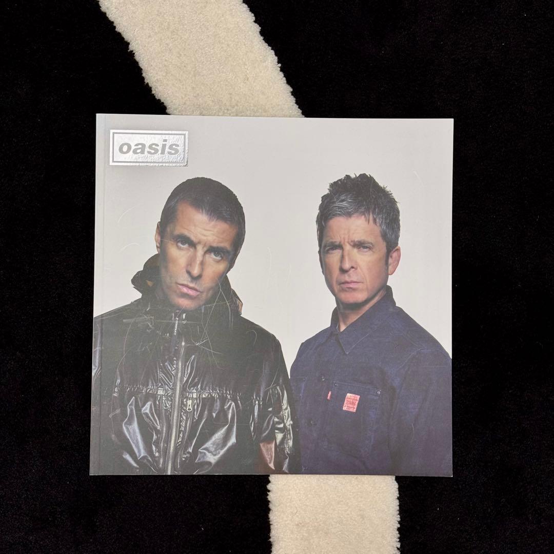 オアシス Oasis live '25 パンフレット ショッパー付き Oasis Live '25 JAPAN Official Online Store