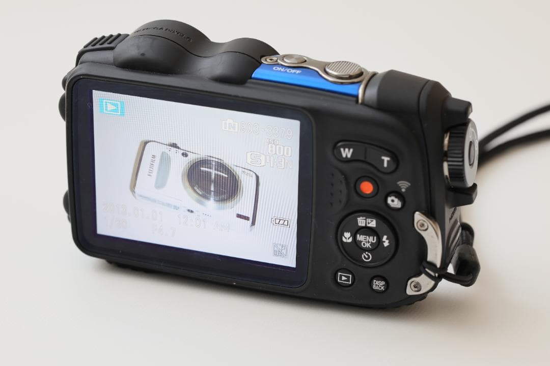 FUJIFILM FinePix 2台セット XP200 防水＆F600EXR