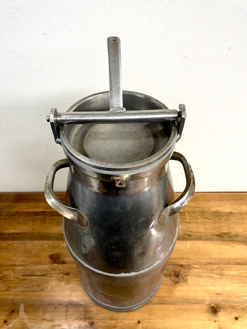ステンレス製ミルク缶（アンティーク） - メルカリ