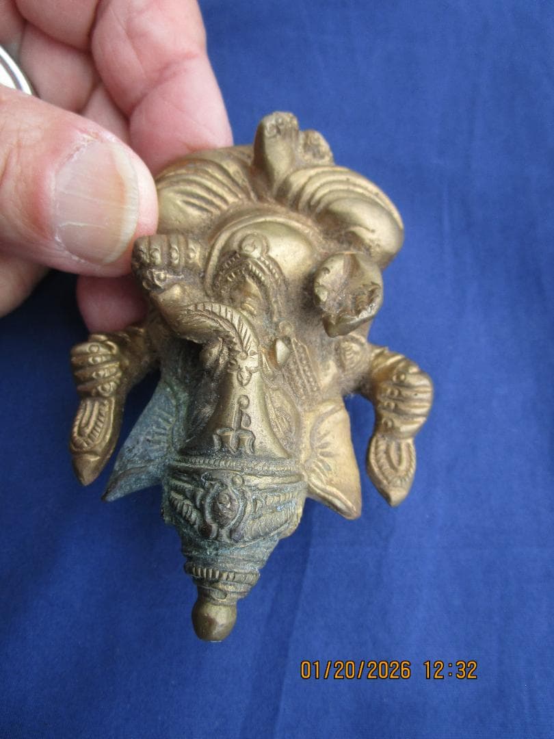 仏像 渡金仏【?】ガネーシャ像 時代物 象の顔の仏 頭部に錆あり 1体