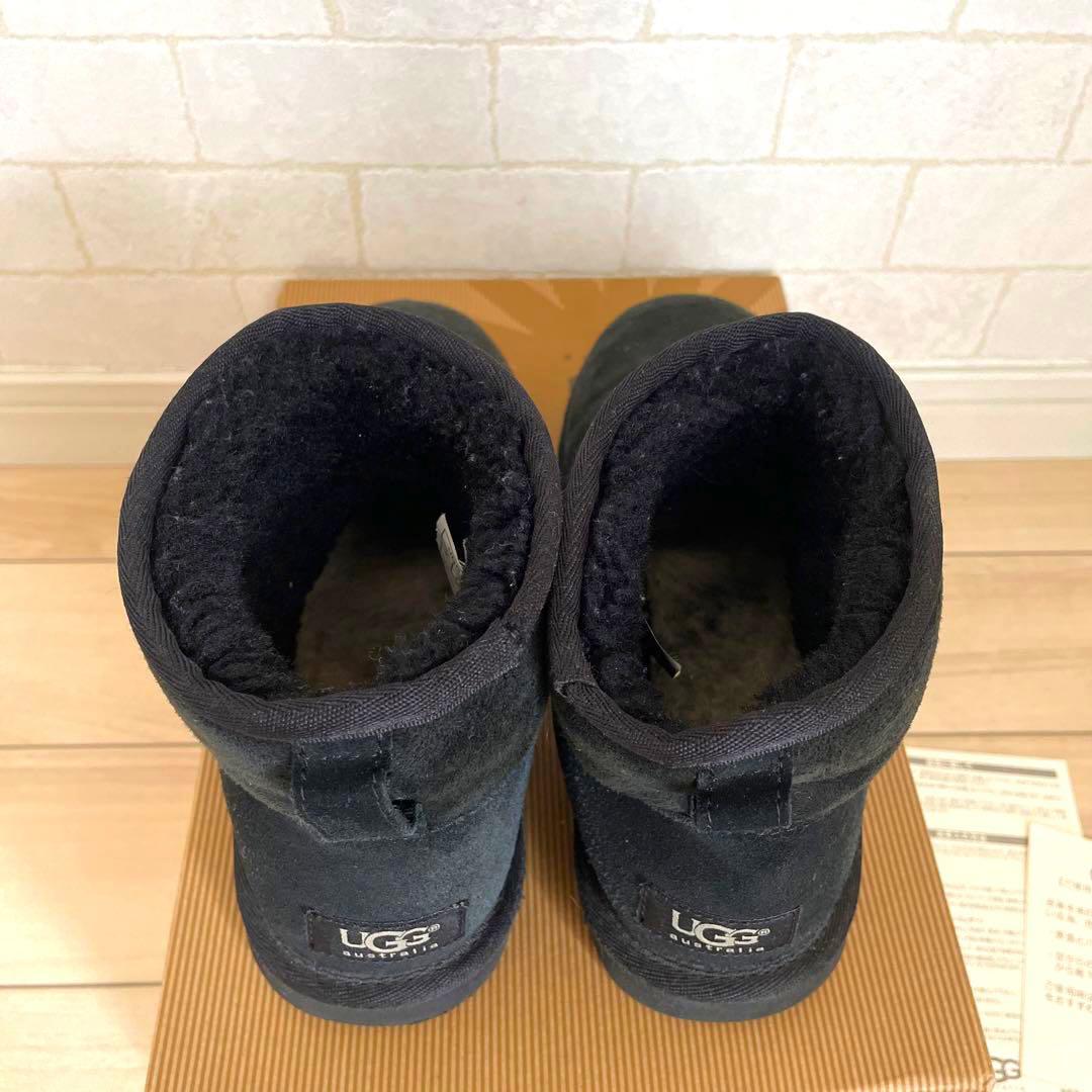 UGG 5854 クラシックミニ ムートンブーツ ブラック 23センチ - メルカリ